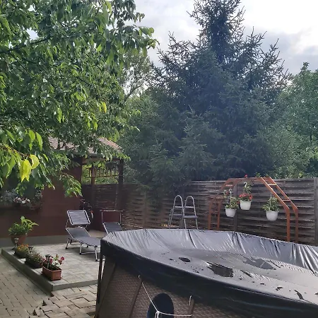 Melinda Nyaralohaz * Balatonkenese