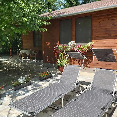 Melinda Nyaralohaz Apartament *