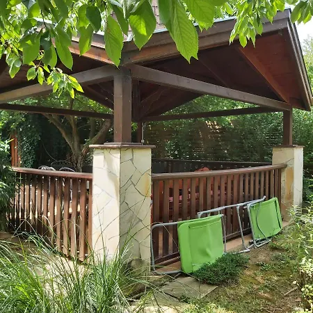 Melinda Nyaralohaz Apartament *