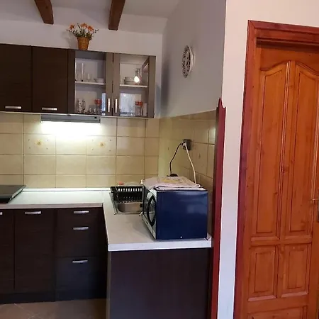 Melinda Nyaralohaz * Balatonkenese