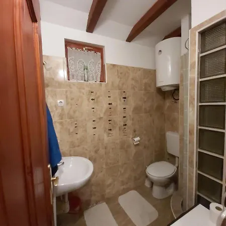 Melinda Nyaralohaz * Balatonkenese