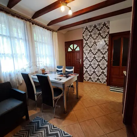 Melinda Nyaralohaz Apartmán Balatonkenese